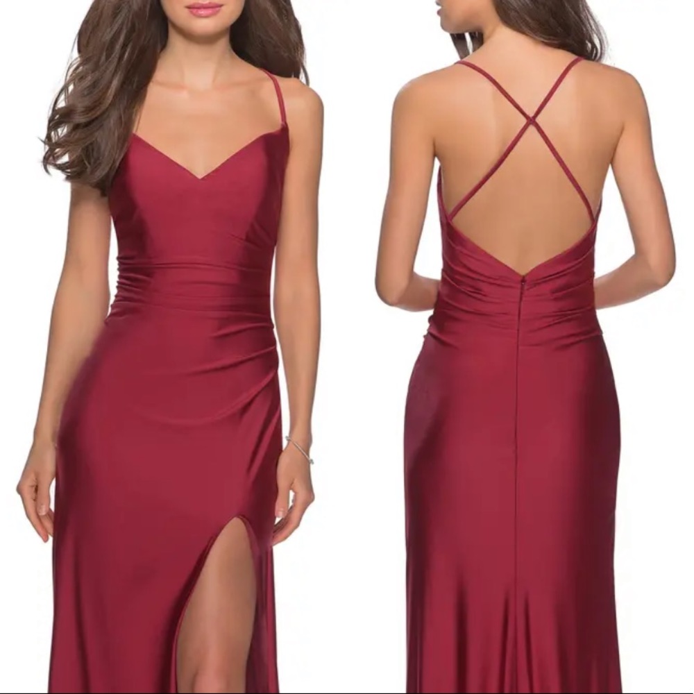 NWT La Femme Cross Back Satin Jersey Trumpet Gown in Burgundy Size 4